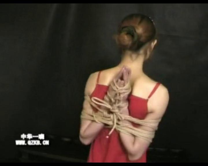 [YiXiao Studio] Ms. Su's Story of Bondage Pt. 2 ©YiXiao Studio<br><br>Product Number: DV 074