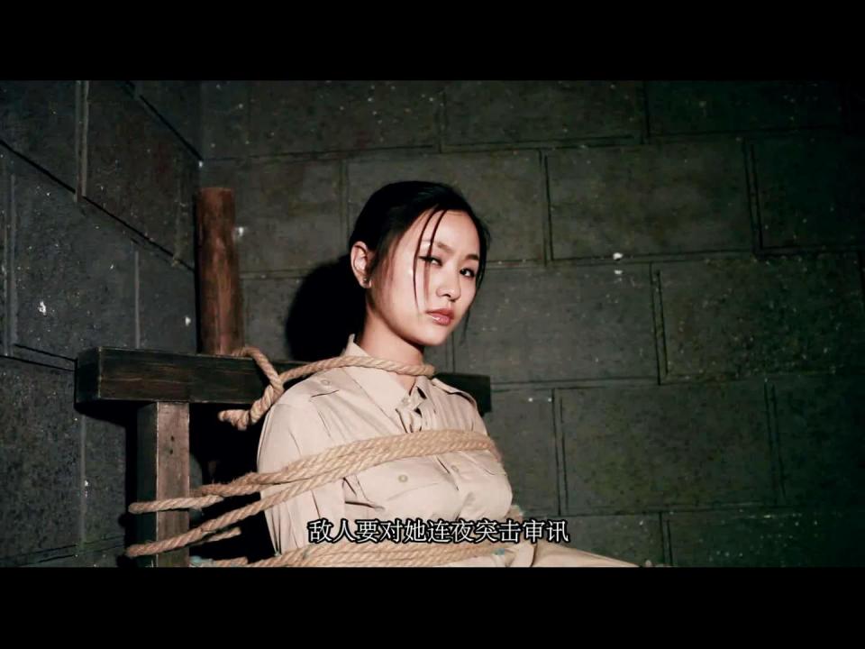 [Red Beans] The Silence ©Red Beans<br><br>Starring: Ms. Bean, Ms. Xin<br><br>Notes: Chinese subtitle is included in this video.