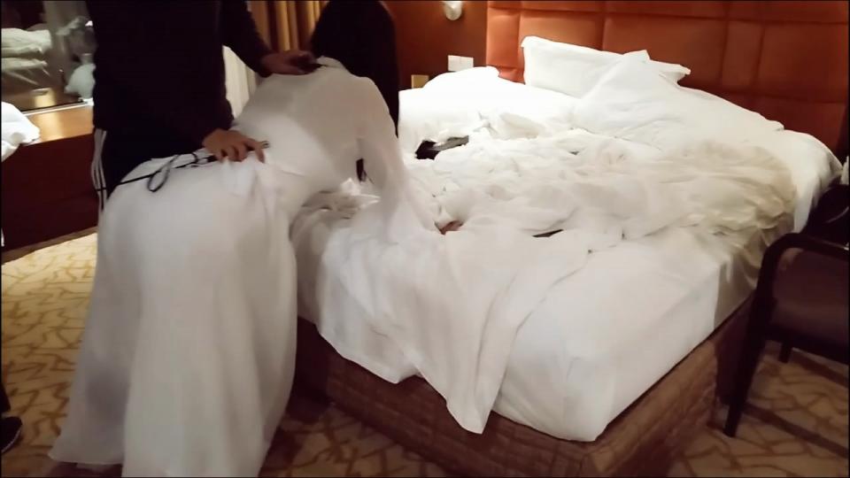 【金陵城夜骑古装小龙女】古装/肉白丝/马嚼/马具/马鞭/驴骑/骑行/腾空骑 【金陵城夜骑古装小龙女】古装/肉白丝/马嚼/马具/马鞭/驴骑/骑行/腾空骑<br>欢迎提供素材和定拍，qq2102755396 微信luna2113