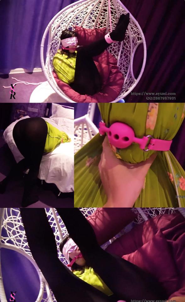 【YSR】黑丝长裙大长腿妹子被蒙眼堵嘴捆绑调教：双脚吊缚+胶带蒙眼+上半身茶巾包裹+口球入嘴+等等多元素！叉开腿趴在床边翘起屁股任由摆布 长腿妹子轻（zhen）装（kong）出镜，18岁的身体穿上略显成熟的黑丝 长裙风味独特。<br>长裙是轻薄弹性面料，裙摆掀起来，茶巾式包裹她的上半身再合适不过。静电胶带在双眼缠绕数圈确保她看不见，口球塞进樱桃小嘴让她无法呼救，双脚也并拢吊起来抬高绑在吊篮顶部让她把秘密部位乖乖暴露还不能挣脱，只能被某个东西折磨。。。<br>不便说很多，更多精彩内容欢迎上车。<br><br>