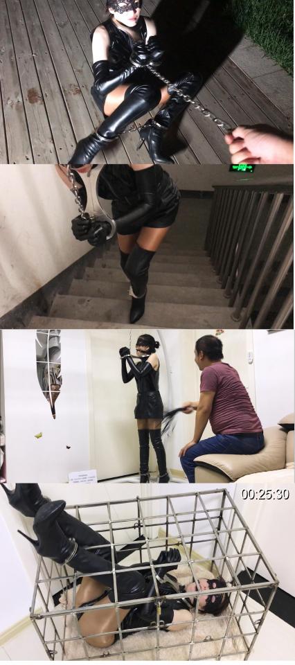 【旋律与金属1】个人首部动作大片《拷问暗夜游侠》（过膝长靴、长手套、口球、脚铐、钢枷、笼子，鞭打、电动工具、多重绝顶拷问、一个都不能少） 旋律去暗杀一位黑老大，结果一个大意被擒，旋律面对[不可描述]带来的多重[不可描述]，能坚持几个回合呢？<br><br>另有原味丝袜出售，产量不高，预购从速哈~~<br><br>诚招哈市绳模，咨询、定拍QQ：3516138223 （只接受健康定拍，不约拍！）<br>注意：百度盘为了防止被和谐所以压缩成RAR的。观众请下载后解压。<br>本人更多精彩视频地址：https://www.smlin8.com/video_list.php?uid=900521