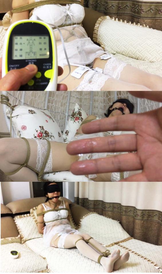 【旋律受虐记系列4】个人首部剧情片入室抢劫 白丝龟甲M开脚缚、电击拷问、电动工具、强制绝顶、口水横飞、妹汁四溢 个人首部剧情片。那个电击器太厉害了。试的时候每电击一下，肌肉就跳一下，好痛阿。调到2档就受不了了。可怕的是，一共有15档。。。。<br><br>另有原味丝袜出售，产量不高，预购从速哈~~<br><br>诚招哈市绳模，咨询、定拍QQ：3516138223 （只接受健康定拍）<br>本人更多精彩视频：https://www.smlin8.com/video_list.php?uid=900521