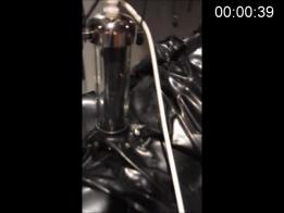 How To Store A Rubber Object - XTue Porn Video from kinkrubber_1 该欧美网都是同一系列影片 全部是男奴恋物癖