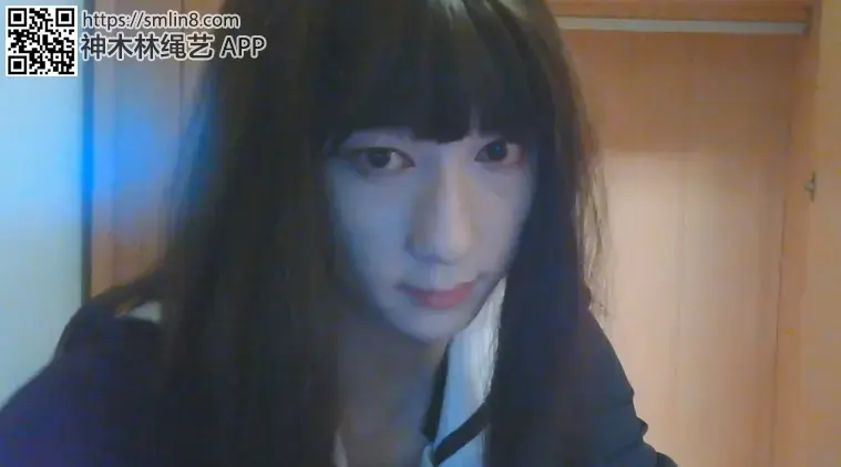 伪娘女装自缚挣扎 设备受限用笔记本win10系统的摄像头，所以拍摄效果比较一般请见谅。强调一下是男孩子哦，不喜勿买<br>呻吟的声音录入的可能比较小，听声音的话请调大音量，<br>有愿意线下交流的私信我坐标，如果比较近的话。<br>寻求一个对绑伪娘有兴趣的S