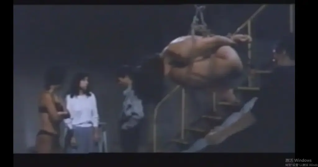 网络电影  团鬼六 人妻调教 闇の肉宴 团鬼六 人妻调教 闇の肉宴<br>主演：長坂しほり  八田玲奈  下元史朗  瞳さやか  川上順子  <br>状态：类型：剧情片<br>年份：1987导演：片岡修二  <br>语言：日语<br>更新：2017/9/5 11:29:03<br><br>影片介绍<br> ロマンポルノ後期に絶大な人気を誇った長坂しほり主演のSMエロスドラマ。社長専務との婚約が決まった志津子は幸せに酔いしれていた。そんな彼女を密かに慕う同僚・小泉は、仲間たちと共に志津子をあらゆる方法で陵辱してやろうと画策する。......<br>
