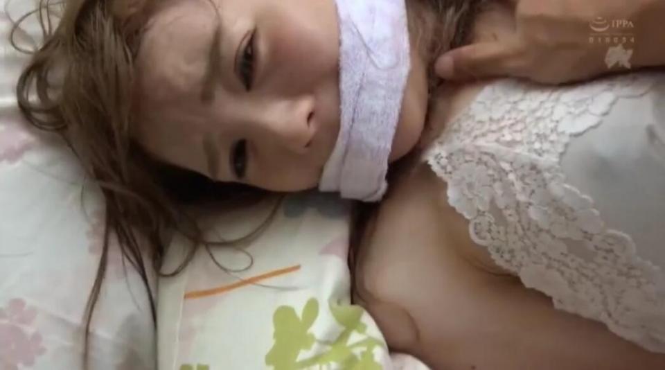 隣人に犯され続け調教が終わった時、彼女は… 泉水らん 识别码: <span style='color:#b0b0b0;'>[隐藏文字，购买后可见]</span><br><br>发行时间: 2018-11-23<br><br>制作商/发行商:<br><br>ダスッ！$$$ダスッ！<br><br>类别:<br>巨乳 单体作品 DMM独家 性奴 凌辱