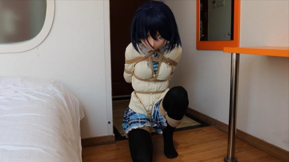 KORAちゃんの縛り体験第四回 KORAちゃんの縛り体験第四回<br>时长: 25分<br>制作:kigerhome<br>出售:kigerhome<br>番号:<span style='color:#b0b0b0;'>[隐藏文字，购买后可见]</span>