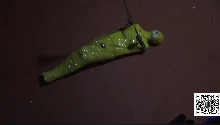 [Zen Prison] The Mummified Present ©Zen Prison<br><br>Summary:<br><br>This video was heavily censored due to regulation from the website's policy, and the full version will only be available for members that decided to request it using direct message. This video is all about mummification and heavy restraint, and domination. If you are interested in something that is not that heavy, please click off this video right now. Also electrocution, water boarding, penetration, and asphyxia are also included in the following clip. Please enjoy it if you are interested in this sorts of contents...