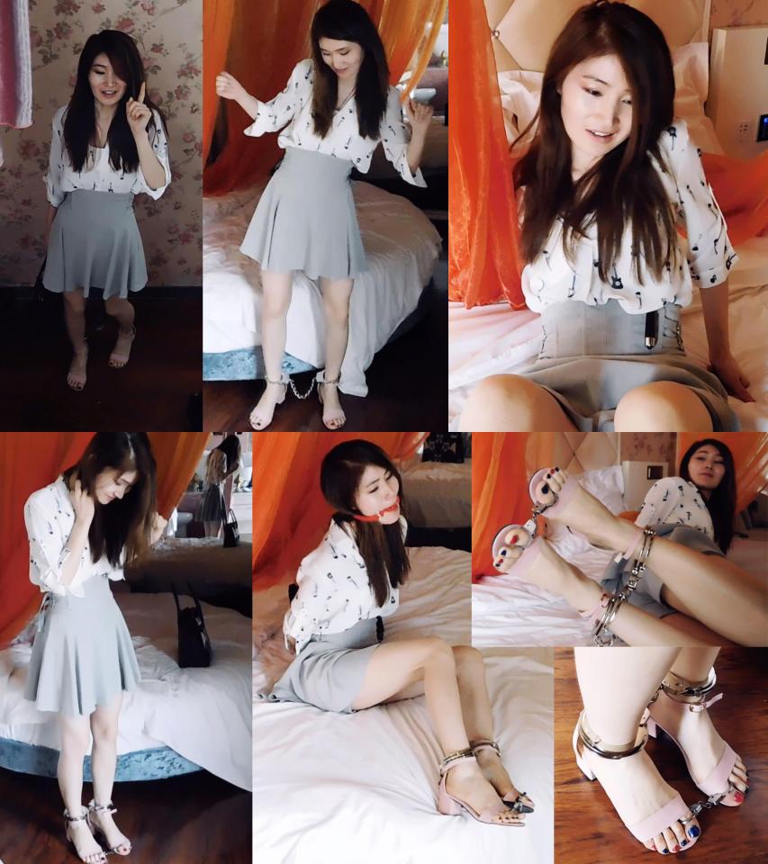 [101813 Studio] Ms. Jing Home ALone ©101813 Studio<br><br>Summary:<br><br>A secret merchant has sent her a free sample of new product, as a famous person on the social media, she often receives interesting products from merchants just for promoting their stuff. So she decided to record her playing with it which is just her way to show the appreciation. After unpacking, she realized that it is a pair of cuffs, thought it is just another adult shop wants some popularity, she decided to cuff herself up in front of the camera, but soon she realized something, off. The package did not come with the key to unlock the cuffs...