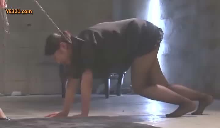  哀しみの喪服奴隷 管野しずか 風間ゆみ 識別碼: <span style='color:#b0b0b0;'>[隐藏文字，购买后可见]</span><br>製作商/發行商:アタッカーズ$$$龍縛<br>類別:DMM獨家 和服・喪服 強奸 寡婦 性奴 高畫質 <br>简介：美女妻子遭遇歹徒绑架，遭受虐待折磨。丈夫被歹徒害死，妻子成为寡妇后继续受凌辱，沦为了性工具。。