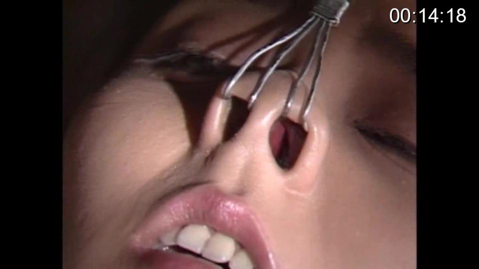  背徳のラビリンス 标题 背徳のラビリンス<br><span style='color:#b0b0b0;'>[隐藏文字，购买后可见]</span><br>制作商:	シネマジック  <br>发行商:	CineMagic<br>剧情 岛国紧缚调教老片，相当精彩。希望大家喜欢。<br>备注  虽是老片，但网上能搜到。管理员辛苦些，我就不上传封面截图了。（管理员看）