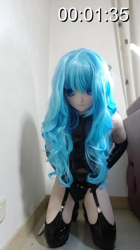 [Guang] Ms. Guang Is Having A Lot Of Fun ©Guang<br><br>Summary:<br><br>This time we have decided to bring every single item that could vibrate to the scene for this video, and I was having quite a lot of fun with it. Those vibrations are extremely strong, and I was barely be able to stand after everything is done, I can feel my legs were shaking after the intensive vibration.. Anyway, if you are interested in more videos from me in the future, I will try to make more quality videos after finding a great assistant!