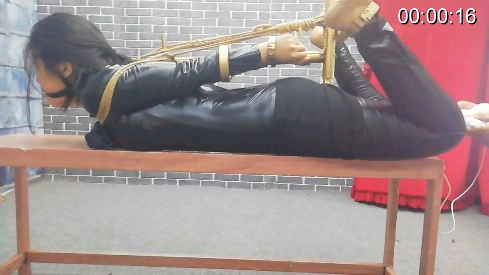 [Flying Studio] Ms. Ding Coerced Orgasm ©Flying Studio<br><br>Summary:<br><br>We have asked a great handyman to craft a hogtie device for Ms. Ding to wear. She was a little bit curious when we mentioned that we have made something just for her, and she will quite willing to try it out, so we decided to make it an emergency order and get to her quick. She is kinda surprised that it is actually comfortable to wear but the bondage is actually quite tight. She struggled for a while, and stated that she is satisfied about this, so we started to film today's video...<br>