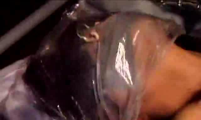 飼育の部屋 (2002) 飼育の部屋 导演: Tae-gwan Kim<br>编剧: Tae-gwan Kim<br>主演: 远藤宪一 / 根岸季衣 / Kazuyoshi Ozawa / Mayumi Sakurai / Ikko Suzuki / 更多...<br>类型: 剧情 / 惊悚 / 恐怖<br>制片国家/地区: 日本<br>语言: 日语<br>上映日期: 2002-11-30(日本)<br>片长: 105分钟<br>又名: Captive Files I<br>IMDb链接: tt2848162<br>豆瓣评分<br>暂无评分<br>想看<br>看过<br>评价:           <br>  写短评   写影评   提问题 分享到   <br>推荐<br>飼育の部屋的演职员 · · · · · · ( 全部 2 )<br><br>远藤宪一<br>演员<br> <br>根岸季衣<br>演员