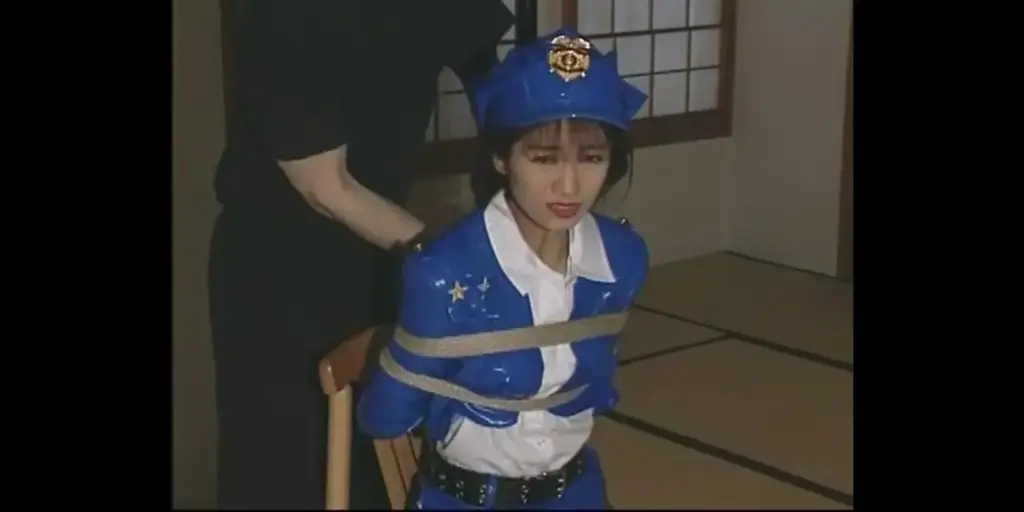 小川めぐみ Megumi Ogawa <span style='color:#b0b0b0;'>[隐藏文字，购买后可见]</span><br>浪漫紧缚系列，肉丝空姐紧缚挣扎。演技很不错的模特。挣扎很用力，声音也很诱人，薄薄的肉丝更是满满的诱惑。<br>小川めぐみ Megumi Ogawa