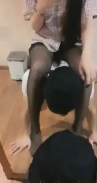 这才是羞辱贱奴毫无尊严各种刑各种侍奉！ 这才是羞辱贱奴毫无尊严各种刑各种侍奉！<br>创作：玉女心女王作品<br>描述：国产首发# 58分钟 这才是羞辱贱奴毫无尊严各种刑各种侍奉！