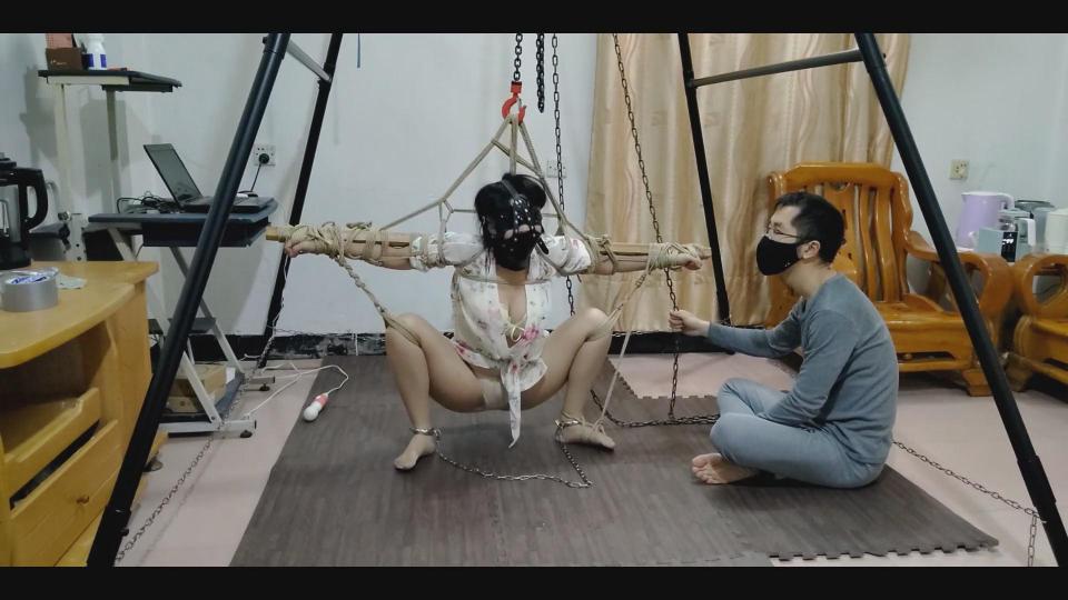 90分钟，浅浅带你冲上云霄，性感小嘴伺候假jj，超有感觉的绕后背挑逗mm，各种羞羞的动作，只能意会，不能言传——浅浅原创(欢迎定拍，出原味内裤丝袜，空间有图) 90分钟，浅浅带你冲上云霄，性感小嘴伺候假[手动滑稽]，超有感觉的绕后背挑逗[手动滑稽]，各种羞羞的动作，只能意会，不能言传——––--【定拍咨询】qq:773756723    微信: qian773756723   可预订各种原味内衣丝袜 