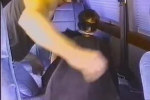  Layover 美女找绑架公司，将其绑架回家体验捆绑堵嘴！剧情很棒哦 