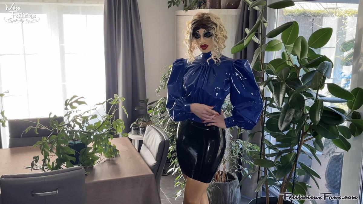 Stylish Rubberdoll in Public FetiliciousFans: <br>Саtеgоriеs: latex, doll, fetiliciousfans, bondage, shibari, rope bondage, shibaru, suspension, belts, bedtie, hogtied, tight bondage, strict bondage, bound elbows, struggling, ballgagged, helpless<br>类别：乳胶，娃娃，束缚，shibari，绳索束缚，shibari，悬挂，腰带，闺蜜，hogtied，紧密束缚，严格束缚，束缚肘部，挣扎，ballgagged，无奈<br>