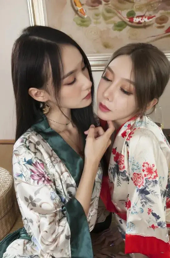 丽柜双生花《足欲双生-上》兔子&amp;心心 丽柜双生花《足欲双生-上》兔子&心心<br>原创:丽柜<br>2022.11.25 《足欲双生-上》兔子&心心 喜欢的多多支持