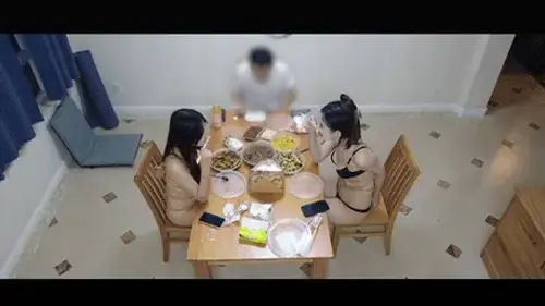 【半岛束艺台】【西玛】【卡菲】YT1761 半岛工作餐 西玛就要回家了，吃个送行饭吧，只不过这最后一顿饭要吃的有仪式感。<br>【解压密码】peninsula2018,修改后缀名mp4，勿在线观看<br><br>【半岛束艺台】不做精品只做生活，用镜头记录真实绳艺，纯净捆绑，健康游戏！为每一个热爱捆绑的朋友展示最纯粹的绳艺，为每一个顾客用心打造属于您的专属作品。<br>本台主页：https://linzijun.app/@BDTV<br>联系方式：QQ2245148409/微信peninsulastudio/推@PENINSULABDTV6<br>业务咨询秒回，闲聊看心情，色情勿扰。