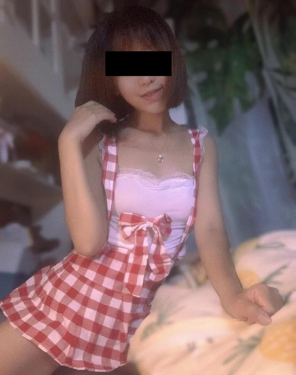 syfhzm沈阳风华正茂女M第3次啦!调教一下嘿嘿, 福利福利强制高兴... 解压密码 syfhzm   下载后添加.mp4<br>微信297506318 QQ同步，有谁的链接没补呢什么的就微我。有时候老忘回复记得找我要。。。<br>我真的非常喜欢这个M,听话...<br>买完加我 谢谢 废话不多说了。。。<br>
