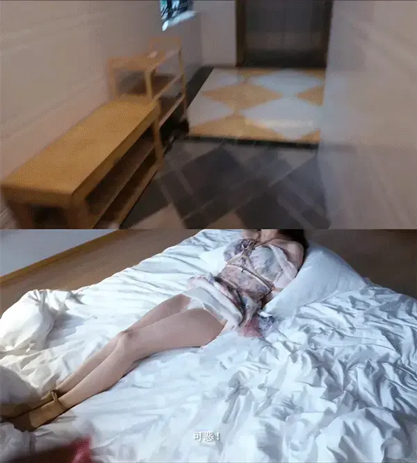 【悠米】《欲望游戏•终》由一封匿名的“邀请函”邀请模特去往叫绳秘山庄的地方。殊不知这一切都是陷阱，反应过来已经晕倒在山庄里，被迫经历放置开口器假阳过夜等各种折磨…… 简介：无拍摄任务的模特本应在家好好休息，门外却传来一阵敲门声，开门后只发现一封信封静静躺在地下，打开后发现是一封邀请函，信上说邀请很多爱好者前往，模特被吸引了，于是开车前往……<br>终于到了目的地后，发现事情并不简单，死寂一般安静的山庄并无他人，等发现过来已为时已晚。<br>男人自称是粉丝，想亲手体验一下绑住模特的感受，待模特醒来时已经被固定绑在沙发上，可能觉得这还不过瘾，又丢去了床上，用玩具来TJ敏感德米特，最后玩累了放在阳台带上金属开口枷，在塞入Y具，过夜，第二天天亮衣服已全部被口水打湿，最后牵入屋内溜一圈抱着睡觉……<br><br>定拍QQ：3789676190<br>解压密码：youmi