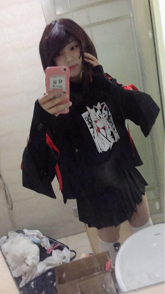 《蓝喵酱》伪娘自缚 《蓝喵酱》伪娘自缚找主或者同好~QQ2547747653