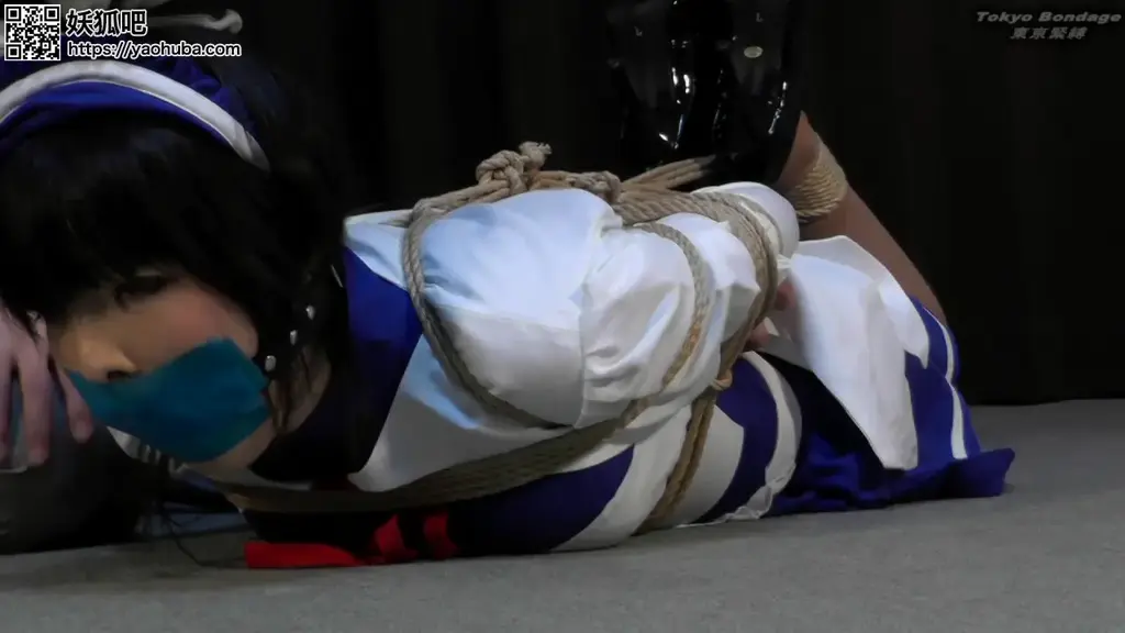 Cute Japanese Maid Yuu Bound and Gagged FULL 番号<span style='color:#b0b0b0;'>[隐藏文字，购买后可见]</span><br>购买链接<span style='color:#b0b0b0;'>[隐藏文字，购买后可见]</span><br>This clip is a compilation of the 4 clips posted with the same name.<br><br>Cute Japanese girl Yuu Tsuruno bound gagged , nose hooked in maid uniform. 2000 kbps 720x480 in size shot with HDV camera Running time 50minutes 24seconds.