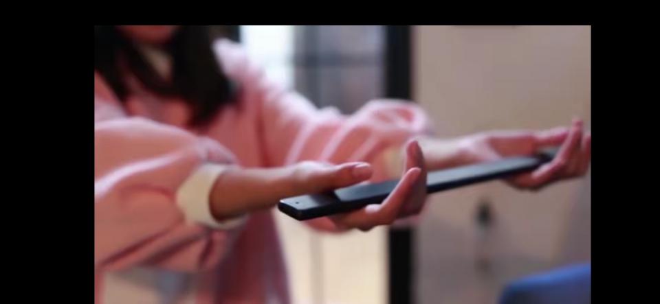 汉责文化 空欢喜 出品：汉责文化<br>片名：空欢喜<br>主演：柠檬<br>这个是汉责文化的片子，主要讲的是妹妹犯了错误被哥哥sp体罚打屁股。汉责文化的片子都是那种很有剧情的，剧情比较绕的那种，不过打屁股是真的狠，藤条 板子，贝贝的屁股都肿了，一个多小时的片子，便宜卖了