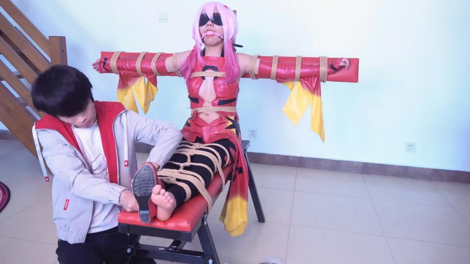 【自己做主】【cosplay TK】楪祈老虎凳TK 这次是楪祈的楪祈的老虎凳TK<br><br>呃，嗯....<br>最近拖延症有点厉害，<br><br>最近文件和谐的厉害，不得已在度盘里放了压缩文件，请不要在线解压。<br>当然，在保管库直接看更方便
