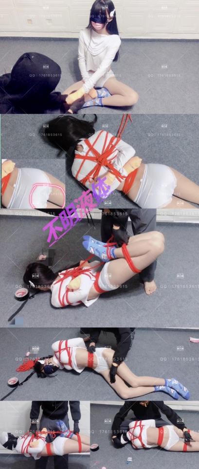 【手中的玩物】大胸萌妹 绷带缠手 可爱棉袜 嘴里塞上白棉袜 连帽衫反穿套头 带上项圈 开始慢慢把玩 超紧驷马这次紧的真的只能头跟屁股可以扭动了 手中的玩物<br>大胸萌妹<br>绷带缠手<br>100米红绳<br>连裤肉丝<br>可爱棉袜<br>嘴里塞着白棉袜<br>连帽衫反穿套头<br>驷马跪立玩弄<br>在外面再缠几圈胶带 带上项圈 开始慢慢把玩<br>超紧驷马 这次紧的真的只能头跟屁股可以扭动了<br>最后翻过身来解绑 发现不明液体早已浸湿了下半身<br>好了 忍不住了 先撸为敬