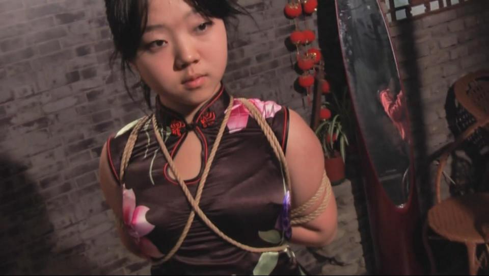 【丽佳-Y139】一风作品：美女五花大绑紧紧[不可描述](高清) 丽佳承接客户定拍，招募女m女演员，接受体验。<br>诚意加QQ:3422510869，验证请注明：丽佳。<br>请千万不要在线解压，以防资源被和谐！！！<br><br><span style='color:#b0b0b0;'>[隐藏文字，购买后可见]</span>