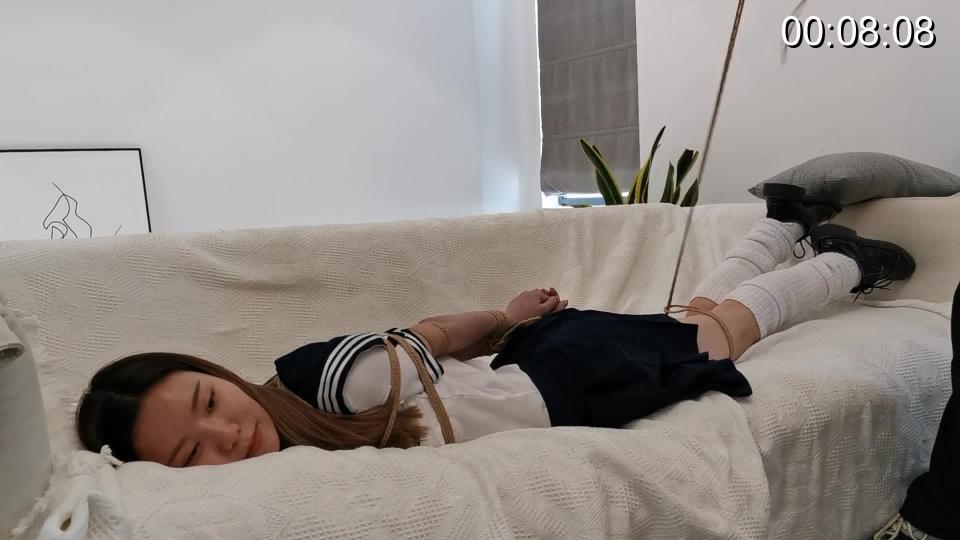 Custom Video: 爱剪辑-玉竹定 外国同好定拍的奥特曼也很酷的原创视频：<br>I had this video produced by Ultraman studios. This video has Yuzhu dressed in a school girl uniform with thick socks and oxford shoes. She does an excellent job struggling and even falls off the couch. [Hidden text revealed]https://www.clips4sale.com/studio/141719/ultraman-bondage-work[Hidden text revealed]