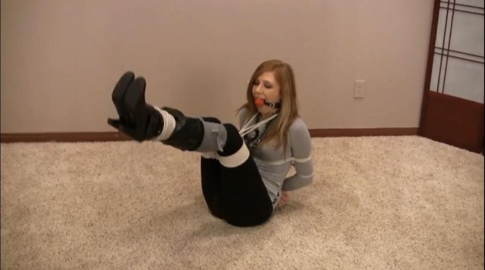 Ginger Higgins BTS (7)+(8)+(9) Ginger Higgins BTS (HD) (7) (8) (9)Model: Ginger Higgins. redhead with tape gag<span style='color:#b0b0b0;'>[隐藏文字，购买后可见]</span>