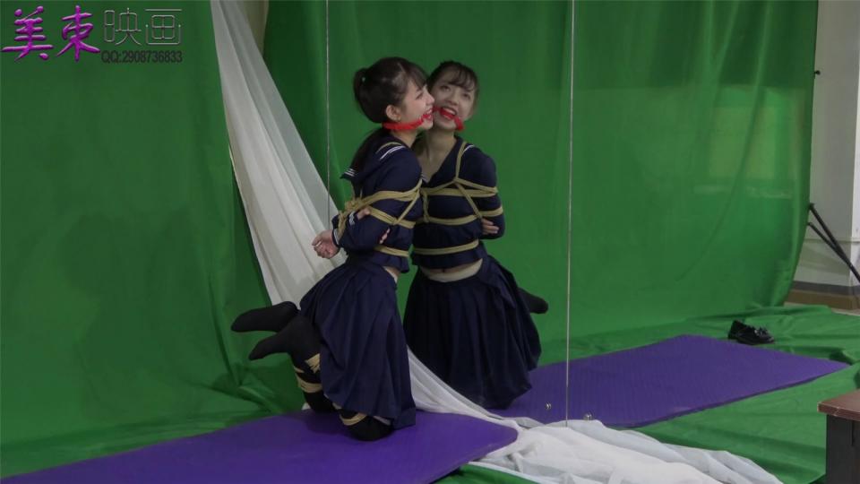 【美束映画】甜美秀气，温柔体贴，纤细大方的珊珊来了，小luoli真的很可爱！（未压缩版本在百度云链接） 好久好久没发片了，不是没拍，是一直不得空剪辑，没办法，工作忙，家里事多，好多感觉很不错精彩片段，一直放在电脑里积灰，好了，趁着国庆放假，赶紧努力剪片，都分享分享，就当介绍模特哈！<br>珊珊，小巧可爱，还又听话，嗯，来此jk拍摄大全哈，来感受下各种各样的绳艺，绳艺秀，就是让你感受不一样的绑法！！<br>驷马，日式高手，异形吊，膝盖走路，直立对视，口球，蒙眼，各种各样花样，咱们看图说，希望大家喜欢哈！！！<br><br>视屏时长：75分38秒<br>清晰度：1920:1080p<br>大小：7.26G<br>视频请下载后解压缩，无密码，没办法，李叔叔管得紧，我们只能注意了！<br>此外，武汉美束映画工作室欢迎大家约拍定拍了！我们不敢说是最便宜的，但是绝对保证最高性价比！ <br>目前有10多位模特接受约拍定拍，环肥燕瘦，沉鱼落雁！各种模特任你选择！<br>联系企鹅：老男孩 2908736833<br>好了，下面就是连接了，希望大家喜欢多多购买，你们的支持，才是我们发展的最大鼓舞和动力。