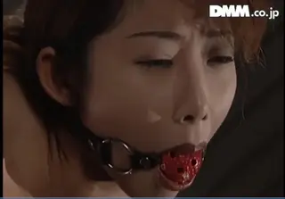 皮衣女王反被调教 皮衣女王反被调教<br>很不错的sm老片子，内容有点短，金币片分享给大家了。希望大家喜欢