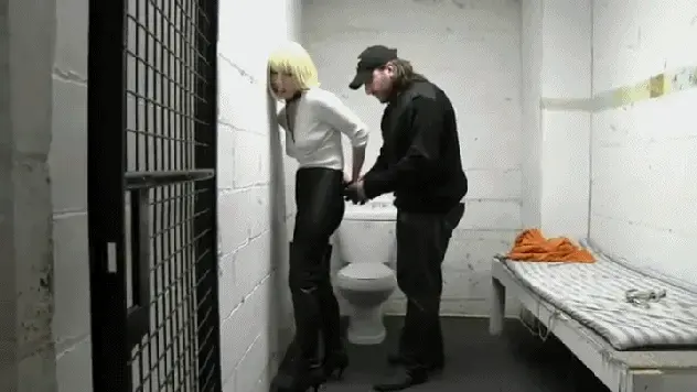 Corrupt security guard hogties, then chair ties the leggy blond New model to borntobebound, Anastassia! Anastassia decides to she wants to steal from the studio she was hired as a pornstar to work at. She is caught on camera and tossed into a holding cell my Tony and cuffed behind the back and leg iron. She sits there and waits for what is to come. The Corrupt Security Guard enters and is delighted to have some a tasty treat to play with. She immediately grabs the girls perky breasts and then measures her mouth to decide it the 2 inch or bigger gag would fit. It is her lucky day...The larger one fits. The girl is told to stand up and put her head against the wall. She is told to stick her ass out. The guard swats it and grabs it and gropes her.<br><br><span style='color:#b0b0b0;'>[隐藏文字，购买后可见]</span>