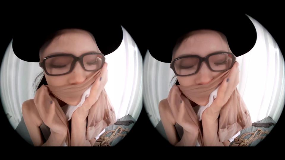 丽柜  颜丝香吻的VR版  苏黎 （丝袜套头） 试水帖 没有VR眼镜的慎买 没有VR眼镜的慎买 没有VR眼镜的慎买<br>片名：颜丝香吻<br>模特：苏黎<br>剧情：丝袜套头 裸足 舔足<br>出品日期：2020.11.20<br>我的视频目录：https://www.yaohuba.com/video_list.php?uid=688450