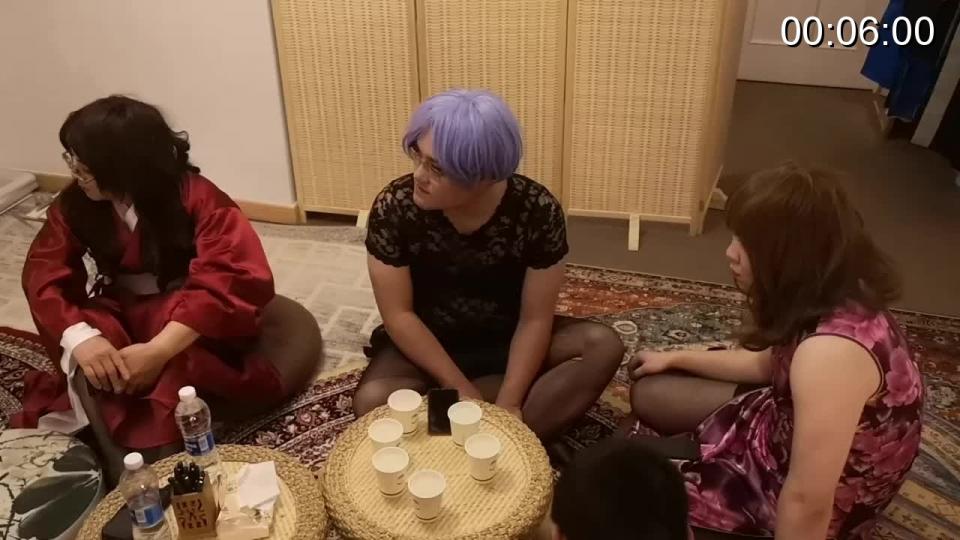 《诸神伪娘派对系列》之 变装与真女去一起密室玩侦探推理 《诸神伪娘派对系列》之 变装与真女去一起密室玩侦探推理<br>约完定拍qq49917808 vx：mykbsm