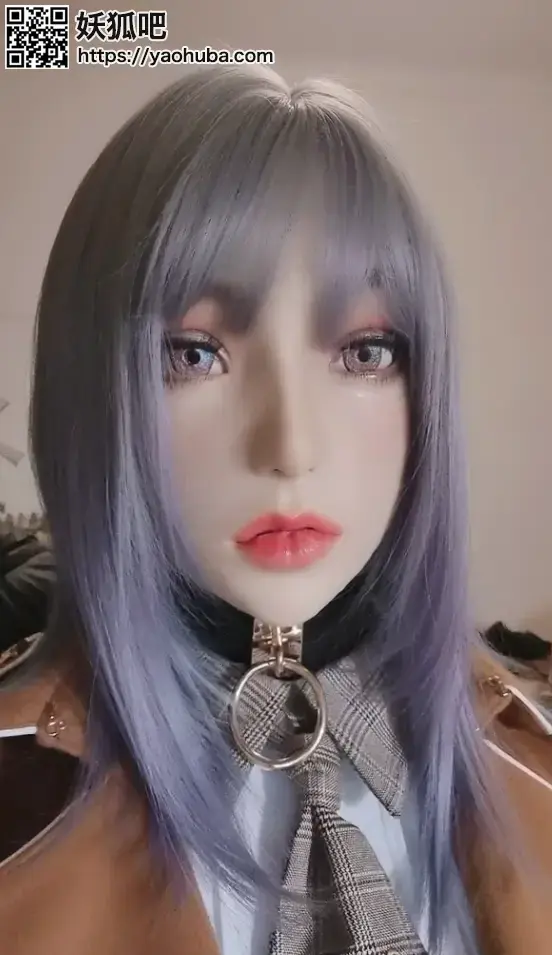 蓝发美女自拍 娇喘的小脸和蓝色发丝。有北京胡伙伴一起约拍么？ 2550380043