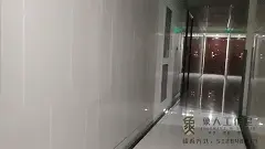 象人原创-01小秋-女仆装，蒙眼，紧缚，M腿，[不可描述]，开门放置。 我告诉小秋，只放置10分钟，但是点了一份外卖，<br>如果外卖小哥速度快的话，很可能会看到门口的她。<br>而且还使坏的在下面放了一个[不可描述]，<br>她就这样被蒙眼放置在了门口，无助or兴奋<br>注——————————————————————————————————————————<br>解压密码：xiangren123 文件后缀改为MP4即可正常观看<br>切勿在百度云中直接观看，容易被和谐!!!!!<br>只和圈内妹子，一起做真实的tj内容。<br>坐标郑州，线上定拍，线下约绳，体验授课，长期招绳摸，不定期组织线下活动 。<br>QQ，wx同号：512848217.（注明来意）