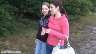 cg014 Women handcuff themselves
