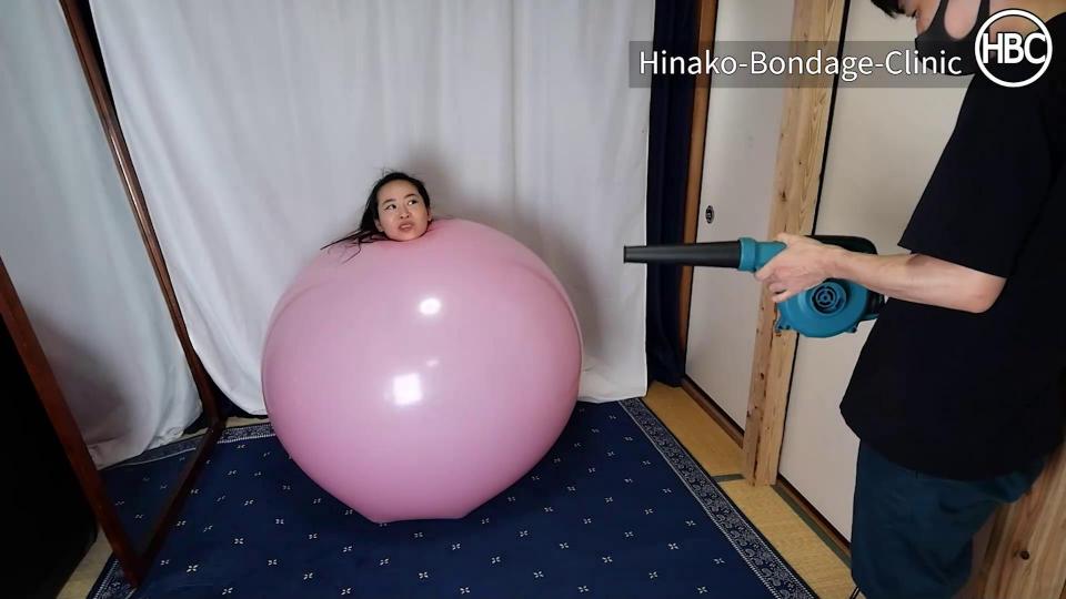 HBC Hinako-Bondage-Clinic 319 HBC Hinako-Bondage-Clinic系列的319 这是一个主打胶衣的系列  但是也有其他元素  包括束缚带 口枷 女同 男女合缚 吊缚 丝巾缚 伪娘  男M片 元素非常齐全 这部是身着蓝色紧身衣的小姐姐与会变化的粉色气球的故事，非常有趣，希望大家喜欢！<span style='color:#b0b0b0;'>[隐藏文字，购买后可见]</span>