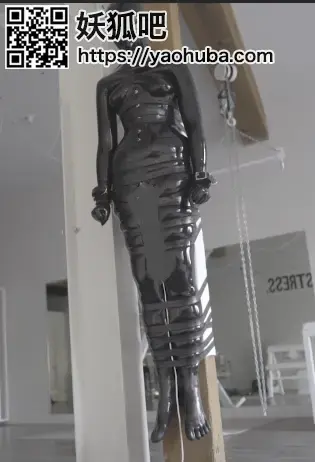 Caroline On the Pole 妹子乳胶衣被绑墙上加振动器Caroline On the Pole<br>November 10th, 2016<br><br> <br><br>12 Minute Video<span style='color:#b0b0b0;'>[隐藏文字，购买后可见]</span>
