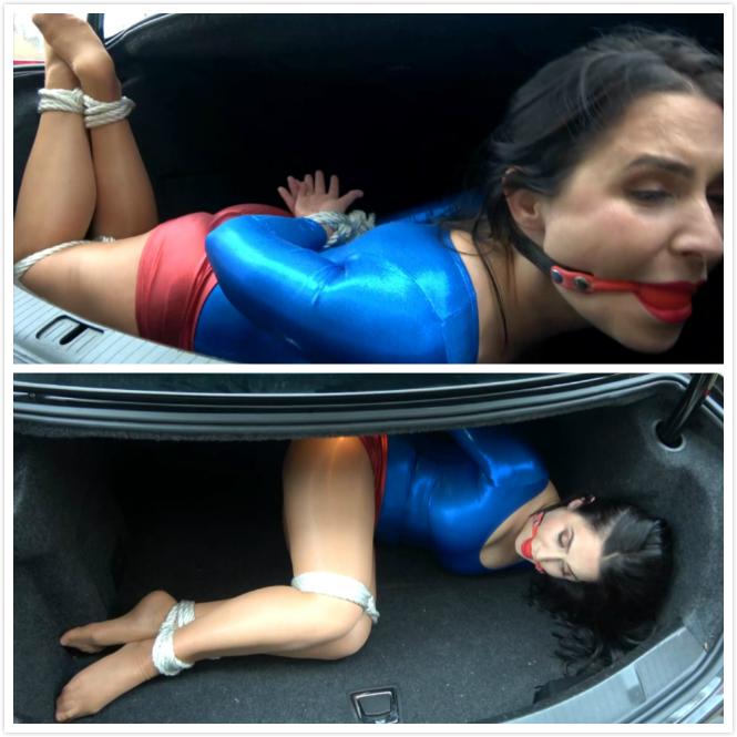 "Ultra Girl Returns" - Superheroine Tilly McReese ambused at home by villain and taken (19 这是一个由两部分组成的新定制项目（都是独立剪辑，续集即将推出），蒂莉·麦克里斯扮演超女。从打击犯罪回家后，超女降落在她的车道上，进入她的家，看起来英雄。她抓起一杯饮料，在厨房里，一边啜饮，一边感叹自己打击犯罪的艰难日子，以及收藏家总是在追着她。她走进起居室，一边脱下靴子，一边喝着饮料，感觉越来越舒服。她在沙发上放松，伸展双腿，进入不同的舒适姿势（可以看到很多腿部和足部的风景）。当她继续在沙发上放松，喝完饮料时，她意识到有些不对劲。但为时已晚，一切都开始生效了，她放下酒杯，大声意识到这是收藏家干的。很明显他一直在追她的腰带，这是他的计划！Ultra Girl从沙发上跌了下来，但在她出来之前摔倒在地板上，我们看到了她无助的样子。<br><br><br><br>后来，Ultra Girl走了过来，发现自己被绑在绳子上，在一辆等候的汽车后备箱里被堵住了！她挣扎在她的债券，移动和定位她的身体在整个后备箱，直到一个追随者的收藏家来到幸灾乐祸。他嘲笑她的魔法带，因为他现在已经把它拿走了。无力的，极端的女孩只能在他看着她的时候对他说些插科打诨的话。在他把她关在后备箱之前，她更挣扎了。最后一次我们看到，他开车在路上，因为超女听到尖叫和重击在后备箱！注：续集这个定制项目即将到来，揭示超女孩的目的地和什么降临到她！Here is a NEW 2-part custom project (both as stand-alone clips, the sequel to this coming soon) featuring Tilly McReese as UltraGirl. Returning home from fighting crime, Ultra Girl lands in her driveway, entering her home, looking heroic. She grabs a drink, and while in the kitchen, laments about her tough day of fighting crime, and how The Collector is always after her, as she sips. Making her way into her living room, she continues to sip as she gets more comfortable, REMOVING HER BOOTS. She relaxes on the couch, stretching her legs, and getting into different comfortable positions (lots of leg and foot views). As she continues to relax on the couch and gets to the bottom of her drink, she realizes something is amiss. But its too late and things take effect, as she drops her glass, realizing aloud that this is the Collector's doing. Clearly he's been after her belt, and this was his plan to get it! Ultra Girl stumbles from the couch, but falls to the floor, before she's out, as we get a view of her helpless.<br><br>Later, Ultra Girl comes around, finding herself in rope bondage and ballgagged while in the trunk of a waiting car! She struggles in her bonds, moving and positioning her body throughout the trunk, until a henchman of the Collector arrives to gloat. He taunts her about her magic belt, having been removed earlier as he has it now. Powerless, Ultra Girl can only gag talk at him as he looks her over. More struggling from her, before he shuts her in the trunk. The last we see, he's driving down the road, as Ultra Girl is heard screaming and thumping in the trunk! NOTE: A SEQUEL TO THIS CUSTOM PROJECT IS COMING SOON THAT REVEALS ULTRA GIRL'S DESTINATION AND WHAT BEFALLS HER!<span style='color:#b0b0b0;'>[隐藏文字，购买后可见]</span>