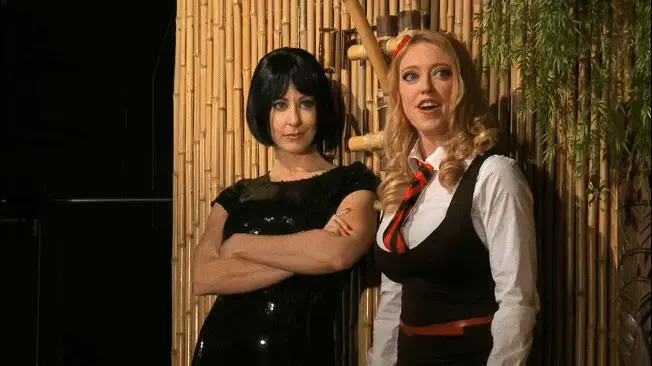 wmbcv-0536 - Adventures of Christina O-girl and Kendra Nylonika - Obsession Chapters 14-15 Christina Carter , Dee Williams<br>04/01/2021<br>In Chapters 14 and 15 of The Adventures of O-girl and Nylonika - Obsession, we find out the fate of our hapless heroines, as they struggle and squirm to escape Lady Lovelace's fiendish quicksand trap!!<br><br><span style='color:#b0b0b0;'>[隐藏文字，购买后可见]</span><br>[H-]www.bondagecafe.com/updates/wmbcv-0536---Adv-of-O-girl-and-Nylonika---Obsession-Chp-14-15.html[H]