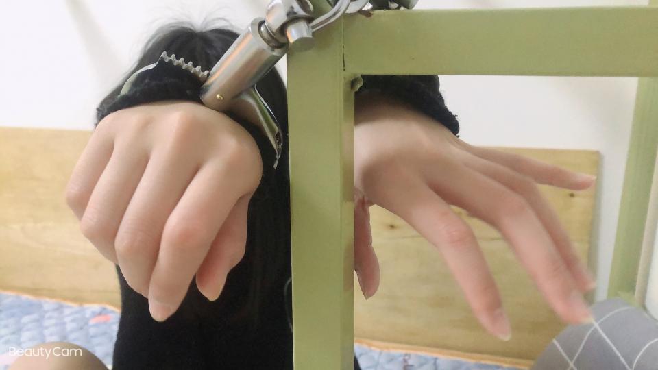 【雨涵原创】求学之路上被无奈体验镣铐禁锢 - 【定拍咨询】2631394119~我也有小说在网站发布，请喜欢我的多多支持~谢谢呀~