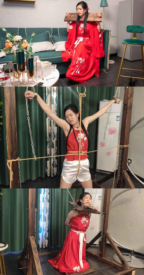 私奴之古代酷刑篇 下集 罚跪三角木板 超痛苦 古装汉服 木枷罚跪在三角木板上 鞭打 大字型束缚 强制扒裙子 私奴之古代酷刑篇 下集 罚跪三角木板 超痛苦 古装汉服 木枷罚跪在三角木板上 鞭打 大字型束缚 强制扒裙子<br>戴枷固定在尖锐的三角木板 超级痛苦，妹子都快受不了了，说下次绝对不再试了 大字型束缚在刑架上，强行扒下裙子羞辱<br>夜未央工作室 欢迎定拍 诚邀绳模小姐姐合作：QQ 2593230381