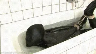 双女湿身的诱惑最后浴缸里来个刺激驷马缚 双女湿身的诱惑最后浴缸里来个刺激驷马缚